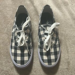 Women’s checkered shoes, size 8